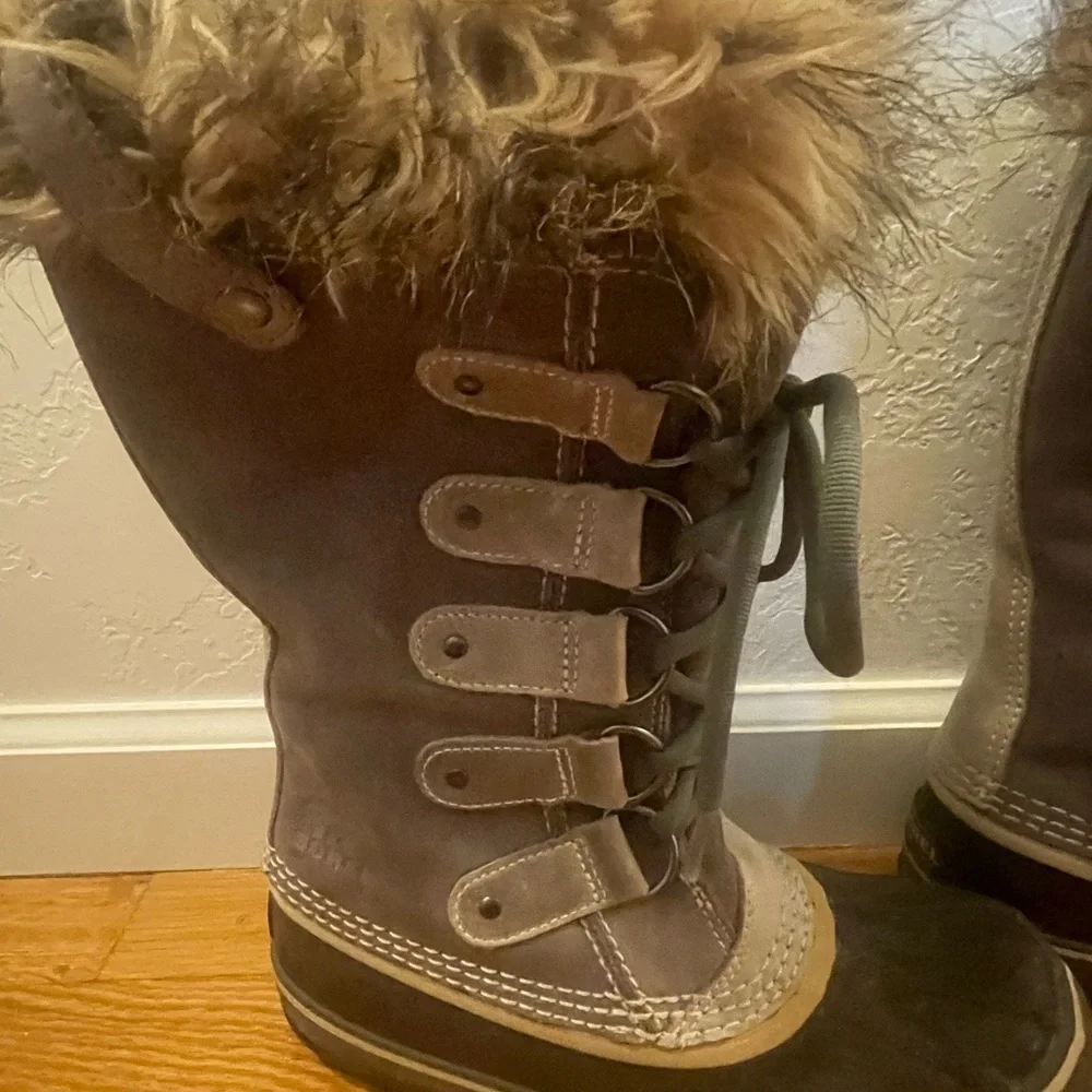 Sorel Joan of Arctic‎ Snow Boots Winter Grey sz 7 Woman